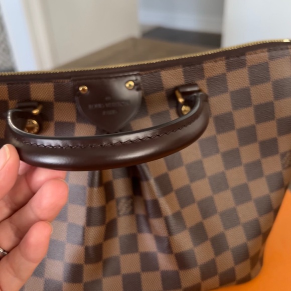 Louis Vuitton Siena PM - Picture 8 of 17